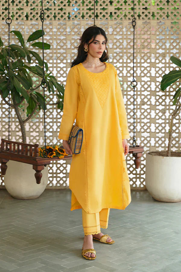 Amber Ray – Greige 2 Piece with Lace Trim & Neck Detail