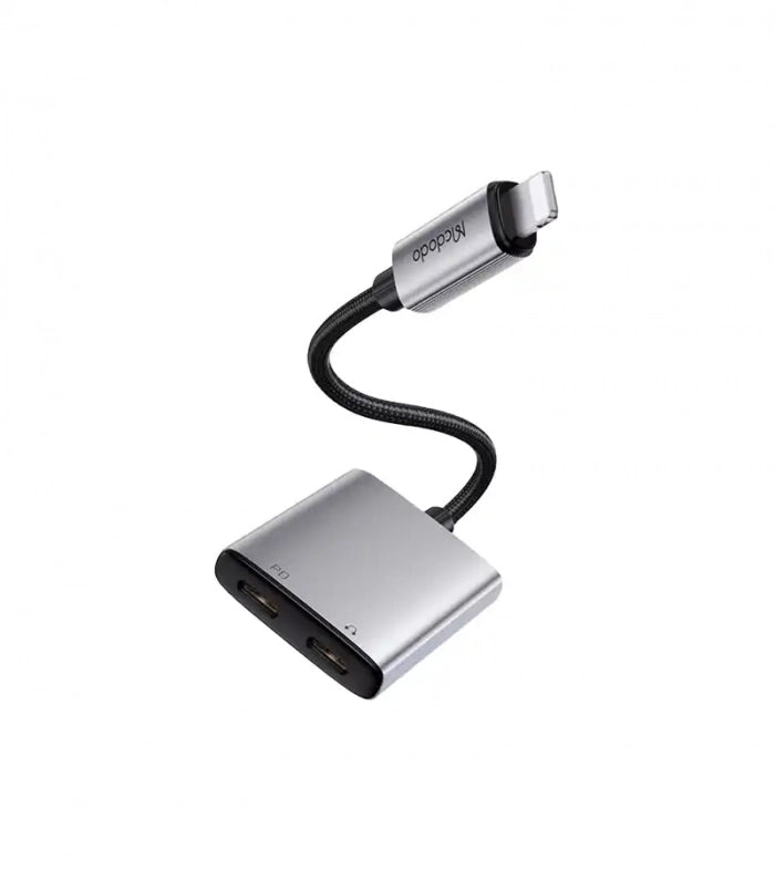 Mcdodo 2 in 1 Lightning to Lightning / Audio Adapter